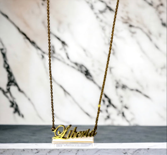 Ɱi LokƐ Liberian name plate